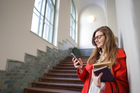 Practical Ways to Avoid Losing Your Phone During a Busy School Day