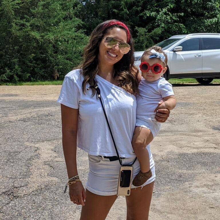 What do moms use to carry their phone while holding a baby? Hands-free options that actually help